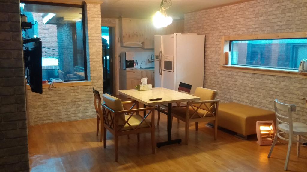 Отель Social House Сеул Экстерьер фото